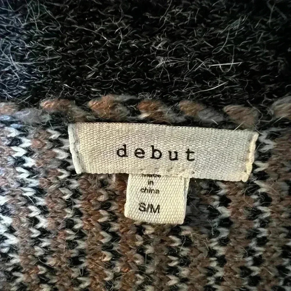 Aztec/Boho Pattern Blanket Sweater, Heavyweight & Warm, Fringed - Picture 3 of 3